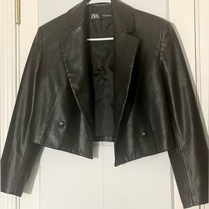 ZARA WOMEN CROPPED BLAZER LATHER JACKET. Size Small.